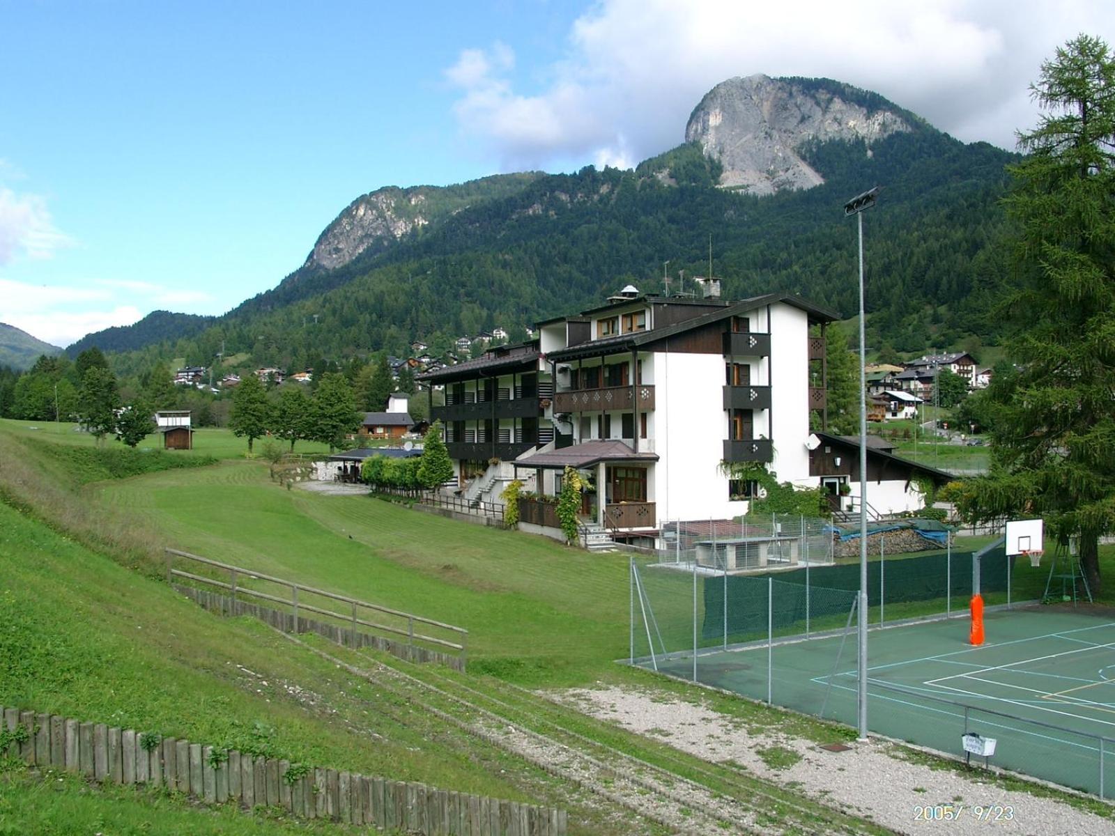 Hotel Davost Forni di Sopra Exterior photo