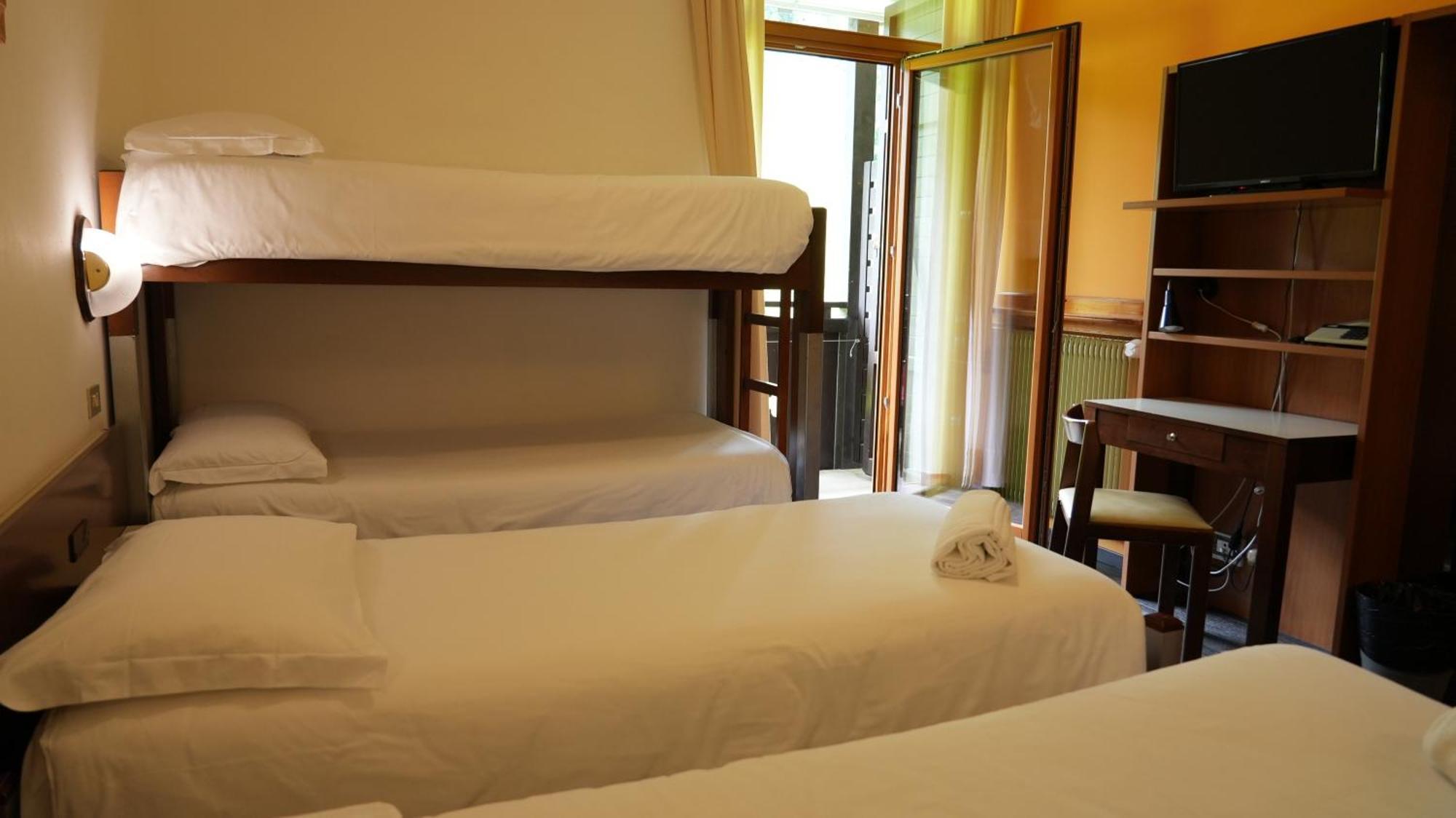 Hotel Davost Forni di Sopra Exterior photo