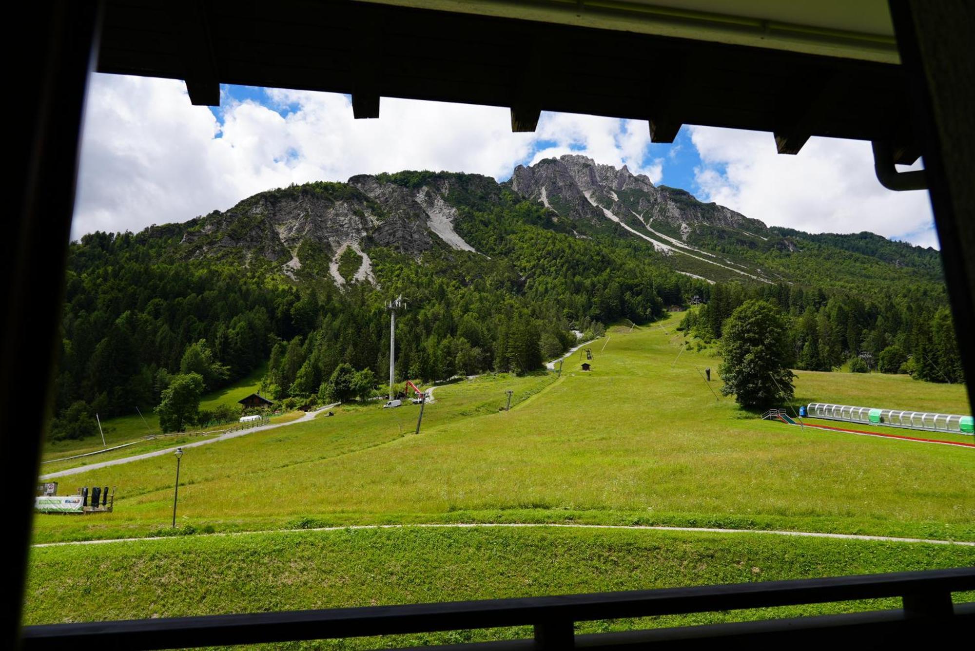Hotel Davost Forni di Sopra Exterior photo